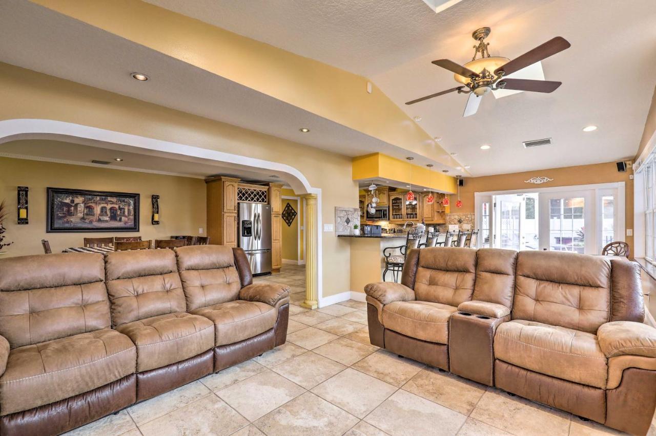 Cozy Home In Heart Of Tampa With Lanai And Pool! Zewnętrze zdjęcie